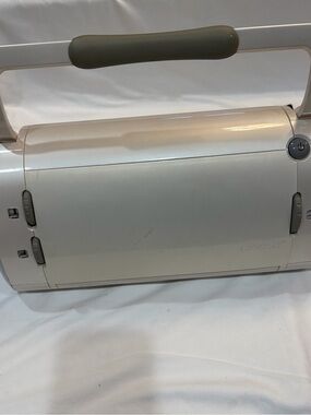 Cricut Cutting Machine in Cream with Gray Handle tested
